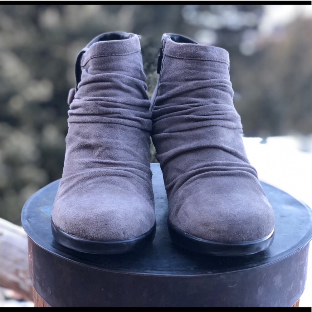 Dansko Grey Suede Booties Sz 36 or 6